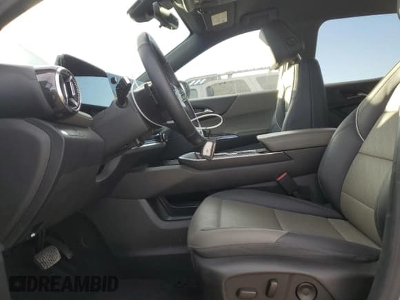 ✅ 2025 Chevrolet Equinox FWD LT • VIN: 3GNAXHEG7SL216235 • Lot: 92391245. Listed on Copart with 35,295 mi. Free auction sales archive from the USA and detailed vehicle history report at DreamBid. Image 7.