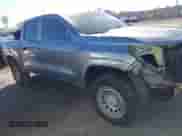 ✅ 2024 Chevrolet Colorado 2WD Work Truck • VIN: 1GCPSBEK1R1140600 • Lot: 43424558. Listed on IAAI with 29,586 mi. Free auction sales archive from the USA and detailed vehicle history report at DreamBid. Image 14.