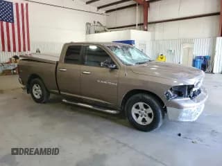 ✅ 2009 Dodge 1500 SLT • VIN: 1D3HB18P19S802456 • Лот: 75563684. Опубликован ранее на Copart с пробегом 217 186 миль. Бесплатный доступ к архиву аукционных продаж из США и подробный отчёт об истории автомобиля на DreamBid. Изображение 4.
