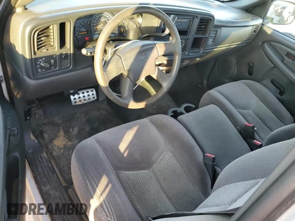 ✅ 2006 Chevrolet Silverado 1500 Work Truck • VIN: 3GCEC14X36G200157 • Лот: 81329284. Опубликован ранее на Copart с пробегом 171 894 миль. Бесплатный доступ к архиву аукционных продаж из США и подробный отчёт об истории автомобиля на DreamBid. Изображение 8.