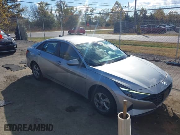 ✅ 2022 Hyundai Elantra SE • VIN: 5NPLL4AGXNH075242 • Лот: 43511556. Опубликован ранее на IAAI с пробегом 66 963 миль. Бесплатный доступ к архиву аукционных продаж из США и подробный отчёт об истории автомобиля на DreamBid. Изображение 1.