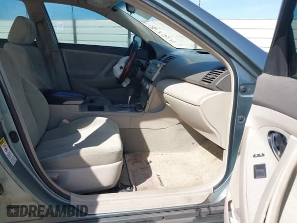 ✅ 2009 Toyota Camry LE • VIN: 4T1BE46K39U864178 • Lot: 43521806. Listed on IAAI with 313,868 mi. Free auction sales archive from the USA and detailed vehicle history report at DreamBid. Image 5.