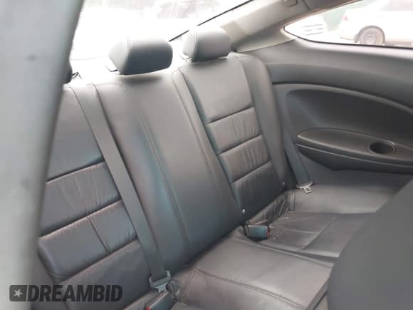 ✅ 2011 Honda Accord EX-L • VIN: 1HGCS2B88BA007038 • Лот: 42664337. Опубликован ранее на IAAI с пробегом 209 368 миль. Бесплатный доступ к архиву аукционных продаж из США и подробный отчёт об истории автомобиля на DreamBid. Изображение 8.