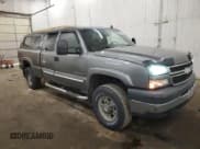 ✅ 2006 Chevrolet Silverado 2500HD Work Truck • VIN: 1GCHK29U66E125918 • Lot: 85034684. Wystawiony na Copart z przebiegiem 236 491 mil. Bezpłatny archiwum sprzedaży aukcyjnych z USA i szczegółowy raport historii pojazdu na DreamBid. Zdjęcie 4.
