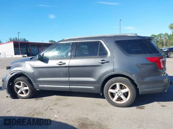 2018 Ford Explorer XLT с VIN 1FM5K7D89JGA12029, выставлен на аукционе IAAI как лот 38635439 с пробегом 43 356 миль миль и . История ставок и продаж доступна на DreamBid. Изображение 14.