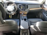✅ 2022 Volvo XC90 Momentum • VIN: YV4A22PK0N1810390 • Lot: 93047425. Listed on Copart with 34,263 mi. Free auction sales archive from the USA and detailed vehicle history report at DreamBid. Image 8.