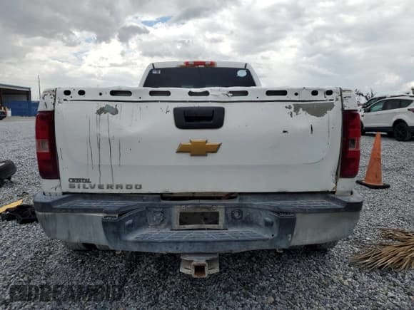 ✅ 2013 Chevrolet Silverado 1500 • VIN: 1GC4CZCG6DF221868 • Лот: 63277495. Опубликован ранее на Copart с пробегом 271 694 миль. Бесплатный доступ к архиву аукционных продаж из США и подробный отчёт об истории автомобиля на DreamBid. Изображение 6.