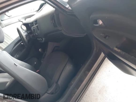 ✅ 2013 Kia Rio EX • VIN: KNADN4A33D6125111 • Лот: 42488963. Опубликован ранее на IAAI с пробегом 157 357 миль. Бесплатный доступ к архиву аукционных продаж из США и подробный отчёт об истории автомобиля на DreamBid. Изображение 5.