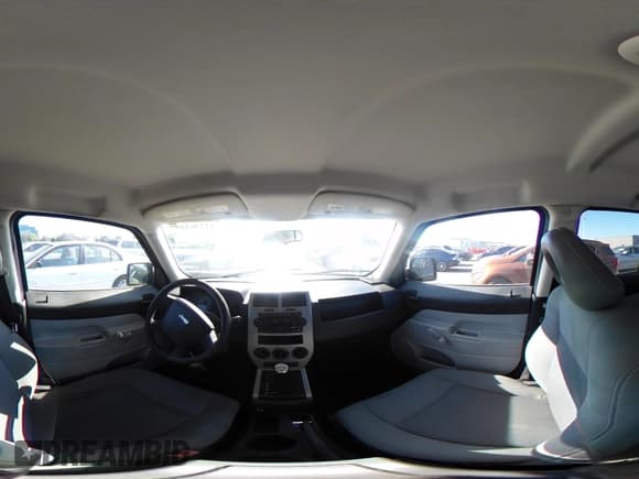 ✅ 2007 Jeep Patriot Sport • VIN: 1J8FF28W87D294692 • Lot: 42236349. Listed on IAAI with 127,859 mi. Free auction sales archive from the USA and detailed vehicle history report at DreamBid. Image 18.