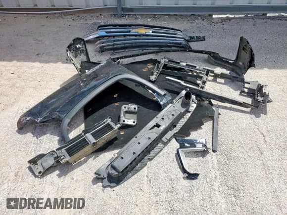 ✅ 2020 Chevrolet Silverado 2500HD High Country • VIN: 1GC4YREY3LF103878 • Лот: 81100165. Опубликован ранее на Copart с пробегом 378 595 миль. Бесплатный доступ к архиву аукционных продаж из США и подробный отчёт об истории автомобиля на DreamBid. Изображение 12.