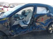 ✅ 2025 Hyundai Kona SEL • VIN: KM8HB3AB6SU307646 • Lot: 43621100. Listed on IAAI with 8,945 mi. Free auction sales archive from the USA and detailed vehicle history report at DreamBid. Image 6.