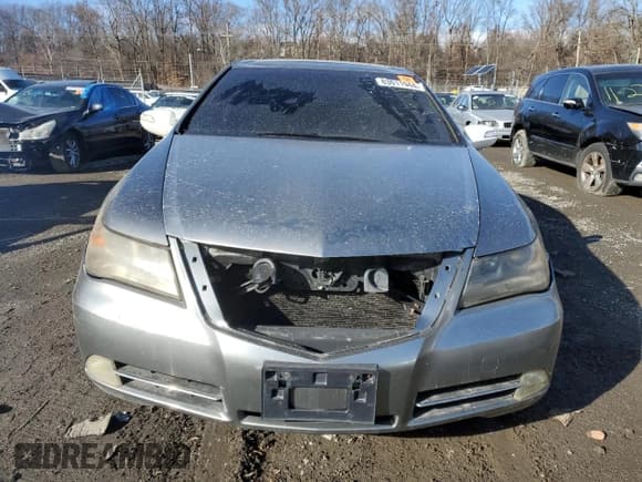 ✅ 2010 Acura RL Technology • VIN: JH4KB2F68AC002152 • Lot: 83011944. Wystawiony na Copart z przebiegiem 247 600 mil. Bezpłatny archiwum sprzedaży aukcyjnych z USA i szczegółowy raport historii pojazdu na DreamBid. Zdjęcie 5.