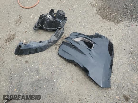 ✅ 2016 Jeep Grand Cherokee Limited 75th Anniversary • VIN: 1C4RJFBG6GC429086 • Lot: 68021285. Wystawiony na Copart z przebiegiem 134 710 mil. Bezpłatny archiwum sprzedaży aukcyjnych z USA i szczegółowy raport historii pojazdu na DreamBid. Zdjęcie 13.