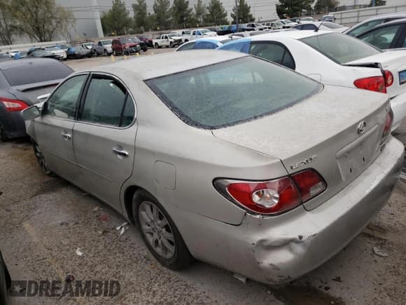 ✅ 2004 Lexus ES 350 • VIN: JTHBA30G440021801 • Lot: 84055375. Listed on Copart with Not provided. Free auction sales archive from the USA and detailed vehicle history report at DreamBid. Image 2.