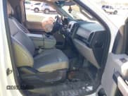 ✅ 2017 Ford F-150 XL • VIN: 1FTMF1C86HKE49156 • Лот: 43402082. Опубликован ранее на IAAI с пробегом 233 463 миль. Бесплатный доступ к архиву аукционных продаж из США и подробный отчёт об истории автомобиля на DreamBid. Изображение 5.