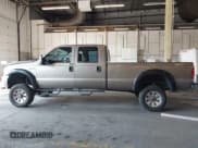 ✅ 2004 Ford F-350 XL • VIN: 1FTSW31P94EA91024 • Lot: 43226286. Wystawiony na IAAI z przebiegiem Nie podano. Bezpłatny archiwum sprzedaży aukcyjnych z USA i szczegółowy raport historii pojazdu na DreamBid. Zdjęcie 14.