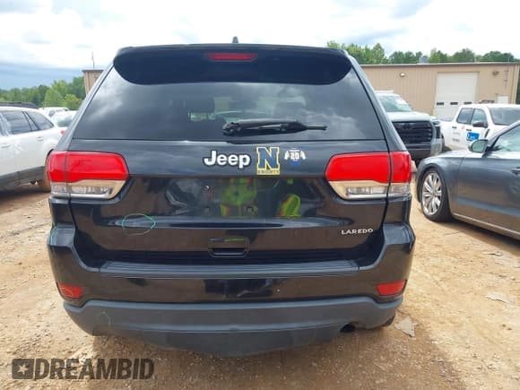 ✅ 2015 Jeep Grand Cherokee Laredo • VIN: 1C4RJEAG0FC125942 • Лот: 42986978. Опубликован ранее на IAAI с пробегом 158 072 миль. Бесплатный доступ к архиву аукционных продаж из США и подробный отчёт об истории автомобиля на DreamBid. Изображение 17.