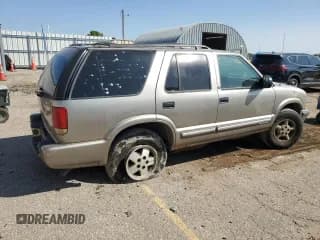 ✅ 2000 Chevrolet Blazer LT • VIN: 1GNDT13W0Y2181462 • Lot: 70808194. Wystawiony na Copart z przebiegiem 163 563 mil. Bezpłatny archiwum sprzedaży aukcyjnych z USA i szczegółowy raport historii pojazdu na DreamBid. Zdjęcie 3.