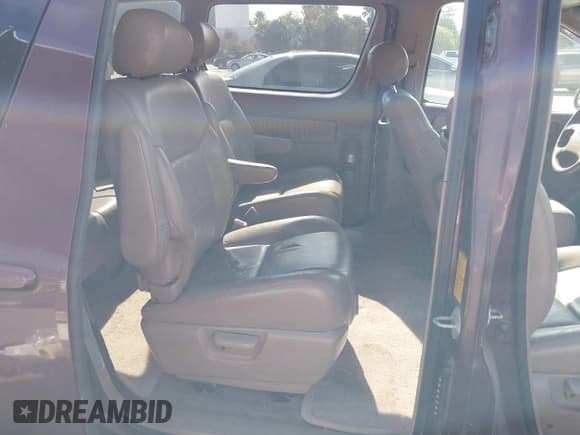 ✅ 1999 Toyota Sienna LE • VIN: 4T3ZF13C8XU096466 • Lot: 43407654. Wystawiony na IAAI z przebiegiem Nie podano. Bezpłatny archiwum sprzedaży aukcyjnych z USA i szczegółowy raport historii pojazdu na DreamBid. Zdjęcie 8.