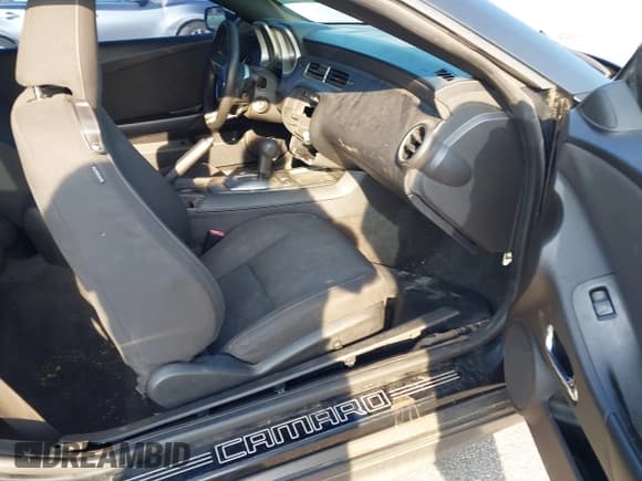 ✅ 2010 Chevrolet Camaro 1LT • VIN: 2G1FB1EV3A9217251 • Lot: 42900461. Listed on IAAI with 200,077 mi. Free auction sales archive from the USA and detailed vehicle history report at DreamBid. Image 5.