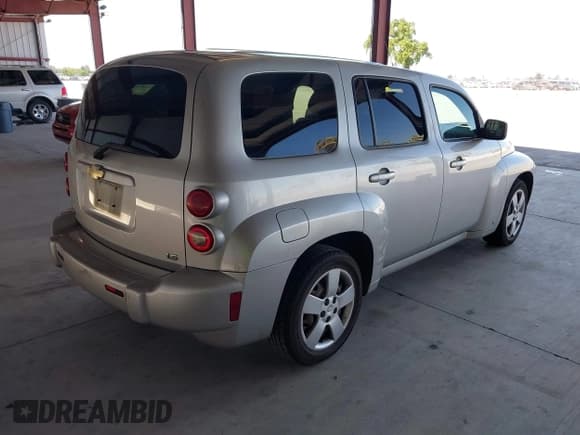 ✅ 2008 Chevrolet HHR LS • VIN: 3GNDA13D68S635562 • Lot: 41963052. Listed on IAAI with 163,962 mi. Free auction sales archive from the USA and detailed vehicle history report at DreamBid. Image 4.