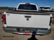 2007 Dodge 1500 ST z VIN 1D7HA18K97J583500, wystawiony jako Copart lot #84458264 z przebiegiem 156 636 mil mil oraz Szkoda całkowita • Salvage title. Historia ofert i sprzedaży dostępna na DreamBid. Obrazek 6.