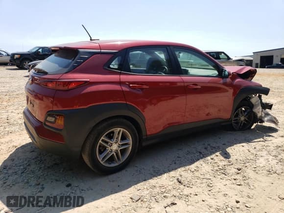 ✅ 2018 Hyundai Kona SE • VIN: KM8K12AA6JU066972 • Lot: 67072964. Listed on Copart with 97,426 mi. Free auction sales archive from the USA and detailed vehicle history report at DreamBid. Image 3.
