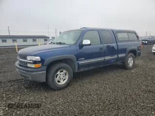 2002 Chevrolet Silverado 1500 LS with VIN 2GCEK19T621134585, listed as a Copart auction lot 82629095 with 154,674 mi miles and Clean title. Bid and sale history available at DreamBid. Image 1.