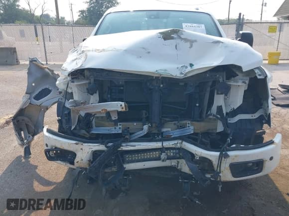 ✅ 2017 Nissan Titan SV • VIN: 1N6AA1E59HN541474 • Lot: 42884307. Listed on IAAI with 100,422 mi. Free auction sales archive from the USA and detailed vehicle history report at DreamBid. Image 6.