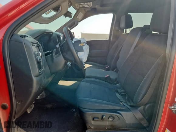 ✅ 2022 Chevrolet Silverado 1500 Custom • VIN: 3GCPABEK9NG517382 • Lot: 67778005. Listed on Copart with 68,081 mi. Free auction sales archive from the USA and detailed vehicle history report at DreamBid. Image 7.