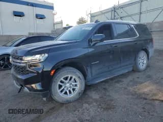 ✅ 2023 Chevrolet Tahoe LS • VIN: 1GNSKMKD4PR184687 • Lot: 52014155. Wystawiony na Copart z przebiegiem 27 363 mil. Bezpłatny archiwum sprzedaży aukcyjnych z USA i szczegółowy raport historii pojazdu na DreamBid. Zdjęcie 1.