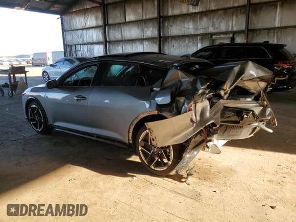 ✅ 2025 Kia K4 GT-Line • VIN: 3KPFW4DE6SE143552 • Lot: 84989045. Listed on Copart with 4,595 mi. Free auction sales archive from the USA and detailed vehicle history report at DreamBid. Image 2.