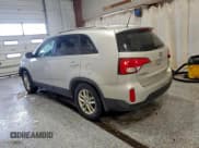 ✅ 2014 Kia Sorento LX • VIN: 5XYKTDA62EG520910 • Lot: 93643925. Wystawiony na Copart z przebiegiem Nie podano. Bezpłatny archiwum sprzedaży aukcyjnych z USA i szczegółowy raport historii pojazdu na DreamBid. Zdjęcie 2.