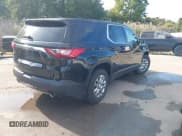 ✅ 2019 Chevrolet Traverse LS • VIN: 1GNEVFKW0KJ162114 • Lot: 43371734. Wystawiony na IAAI z przebiegiem 114 863 mil. Bezpłatny archiwum sprzedaży aukcyjnych z USA i szczegółowy raport historii pojazdu na DreamBid. Zdjęcie 4.