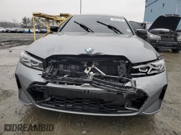 ✅ 2024 BMW 3 Series M340i xDrive • VIN: 3MW49FF03R8E30509 • Lot: 43375105. Wystawiony na Copart z przebiegiem Nie podano. Bezpłatny archiwum sprzedaży aukcyjnych z USA i szczegółowy raport historii pojazdu na DreamBid. Zdjęcie 5.