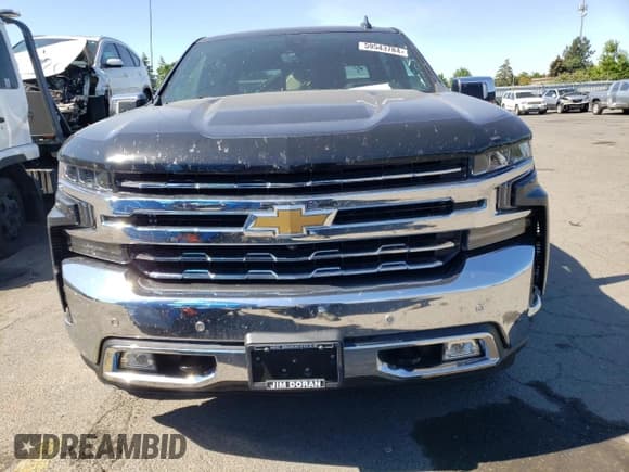 ✅ 2020 Chevrolet Silverado 1500 LTZ • VIN: 3GCUYGED1LG290697 • Lot: 59543784. Wystawiony na Copart z przebiegiem 31 284 mil. Bezpłatny archiwum sprzedaży aukcyjnych z USA i szczegółowy raport historii pojazdu na DreamBid. Zdjęcie 5.