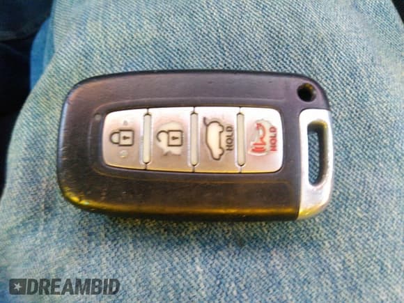 ✅ 2013 Hyundai Veloster Turbo • VIN: KMHTC6AE2DU132625 • Lot: 41229367. Wystawiony na IAAI z przebiegiem 113 077 mil. Bezpłatny archiwum sprzedaży aukcyjnych z USA i szczegółowy raport historii pojazdu na DreamBid. Zdjęcie 11.