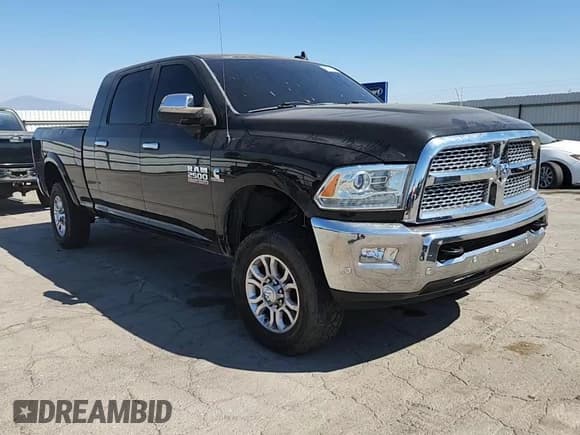 ✅ 2016 Ram 2500 Laramie • VIN: 3C6UR5NL0GG247717 • Лот: 68479255. Опубликован ранее на Copart с пробегом 221 917 миль. Бесплатный доступ к архиву аукционных продаж из США и подробный отчёт об истории автомобиля на DreamBid. Изображение 13.