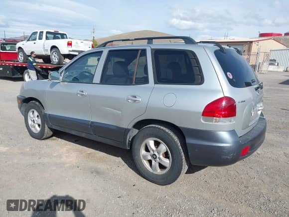 ✅ 2005 Hyundai Santa Fe GLS • VIN: KM8SC73D85U924785 • Лот: 41964578. Размещён на IAAI с пробегом 172 898 миль миль. Получите бесплатный доступ к архиву аукционных продаж из США и посмотрите подробный отчёт об истории автомобиля на DreamBid. Изображение 3.