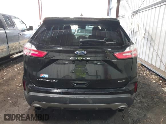 ✅ 2021 Ford Edge Titanium • VIN: 2FMPK4K92MBA65363 • Lot: 43736522. Wystawiony na IAAI z przebiegiem 74 346 mil. Bezpłatny archiwum sprzedaży aukcyjnych z USA i szczegółowy raport historii pojazdu na DreamBid. Zdjęcie 17.