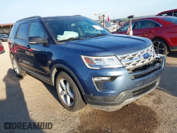 ✅ 2018 Ford Explorer XLT • VIN: 1FM5K7D83JGC25445 • Lot: 43302004. Wystawiony na IAAI z przebiegiem 94 127 mil. Bezpłatny archiwum sprzedaży aukcyjnych z USA i szczegółowy raport historii pojazdu na DreamBid. Zdjęcie 1.