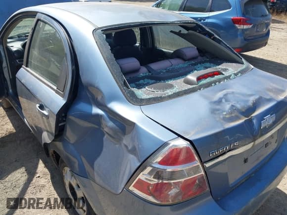 ✅ 2008 Chevrolet Aveo LS • VIN: KL1TD56688B041932 • Lot: 43250954. Listed on IAAI with 116,391 mi. Free auction sales archive from the USA and detailed vehicle history report at DreamBid. Image 6.