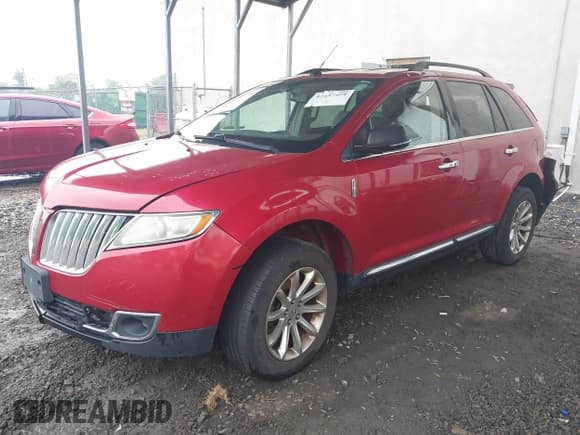 ✅ 2011 Lincoln MKX • VIN: 2LMDJ6JK3BBJ01729 • Lot: 42637699. Listed on IAAI with 210,765 mi. Free auction sales archive from the USA and detailed vehicle history report at DreamBid. Image 17.