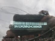 ✅ 2017 Nissan Pathfinder S • VIN: 5N1DR2MN2HC669420 • Lot: 85762545. Wystawiony na Copart z przebiegiem 133 555 mil. Bezpłatny archiwum sprzedaży aukcyjnych z USA i szczegółowy raport historii pojazdu na DreamBid. Zdjęcie 13.