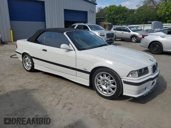 ✅ 1998 BMW 3 Series M3 • VIN: WBSBK0334WEC38997 • Lot: 69100685. Listed on Copart with 194,724 mi. Free auction sales archive from the USA and detailed vehicle history report at DreamBid. Image 4.