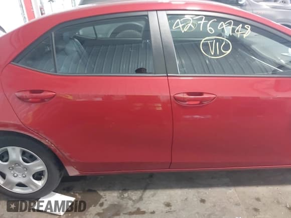 ✅ 2014 Toyota Corolla S Plus • VIN: 2T1BURHE5EC148949 • Lot: 42764748. Wystawiony na IAAI z przebiegiem 168 265 mil. Bezpłatny archiwum sprzedaży aukcyjnych z USA i szczegółowy raport historii pojazdu na DreamBid. Zdjęcie 13.
