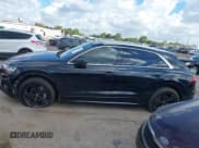 ✅ 2019 Audi Q8 Premium • VIN: WA1AVAF17KD010879 • Lot: 43273691. Wystawiony na IAAI z przebiegiem 53 279 mil. Bezpłatny archiwum sprzedaży aukcyjnych z USA i szczegółowy raport historii pojazdu na DreamBid. Zdjęcie 14.