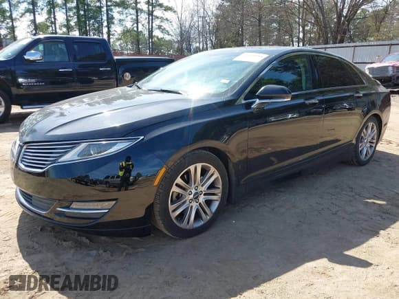 ✅ 2016 Lincoln MKZ • VIN: 3LN6L2GK7GR633492 • Lot: 41601088. Listed on IAAI with 235,051 mi. Free auction sales archive from the USA and detailed vehicle history report at DreamBid. Image 2.