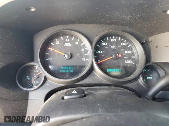 2013 Chevrolet Silverado 1500 LS z VIN 1GCRCREA5DZ203407, wystawiony jako Copart lot #84724705 z przebiegiem 104 205 mil mil oraz Szkoda całkowita • Salvage title. Historia ofert i sprzedaży dostępna na DreamBid. Obrazek 9.