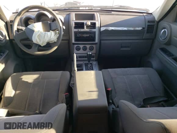 2007 Dodge Nitro SXT с VIN 1D8GU28K37W729848, выставлен на аукционе Copart как лот 77415264 с пробегом 247 756 миль миль и Списание • Salvage title. История ставок и продаж доступна на DreamBid. Изображение 8.